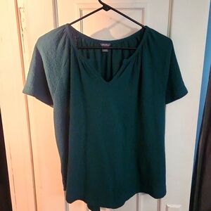 Eddie Bauer V cut Blouse